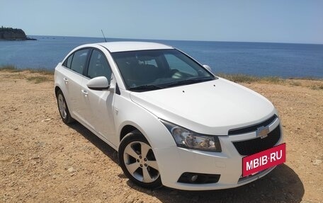 Chevrolet Cruze II, 2012 год, 915 000 рублей, 3 фотография