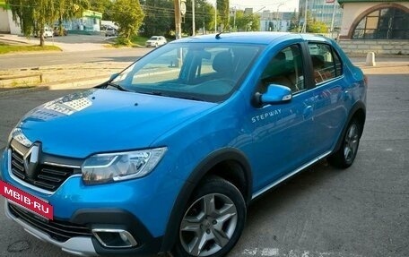 Renault Logan II, 2020 год, 1 100 000 рублей, 2 фотография