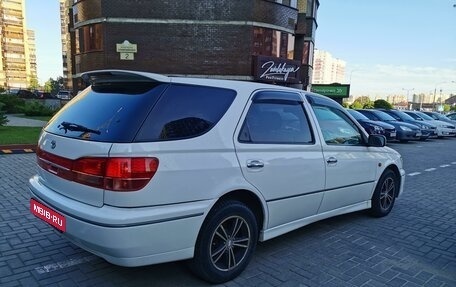 Toyota Vista V30, 2000 год, 435 000 рублей, 1 фотография