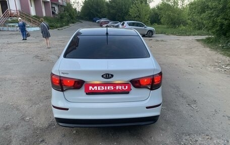 KIA Rio III рестайлинг, 2015 год, 1 190 000 рублей, 4 фотография