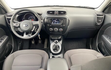 KIA Soul II рестайлинг, 2018 год, 1 749 000 рублей, 10 фотография