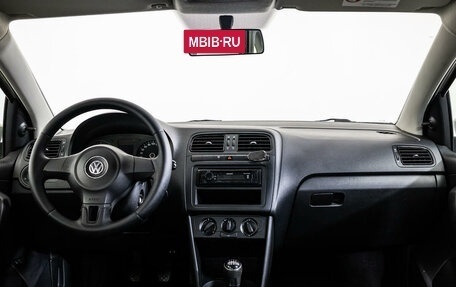 Volkswagen Polo VI (EU Market), 2012 год, 650 000 рублей, 13 фотография