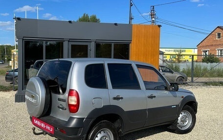 Chevrolet Niva I рестайлинг, 2004 год, 365 000 рублей, 3 фотография