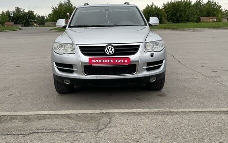 Volkswagen Touareg III, 2007 год, 1 100 000 рублей, 2 фотография