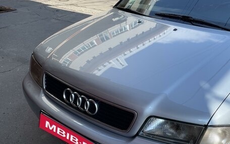 Audi A4, 1998 год, 590 000 рублей, 16 фотография