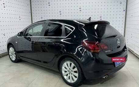 Opel Astra J, 2010 год, 749 000 рублей, 4 фотография