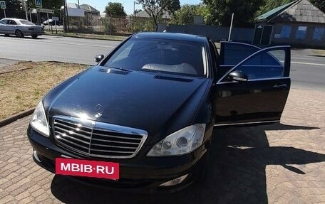 Mercedes-Benz S-Класс, 2007 год, 2 500 000 рублей, 2 фотография