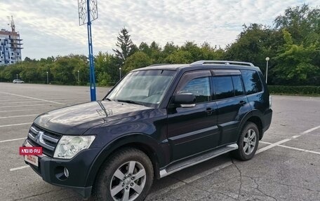 Mitsubishi Pajero IV, 2008 год, 1 750 000 рублей, 2 фотография