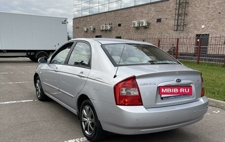 KIA Cerato I, 2004 год, 600 000 рублей, 7 фотография