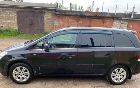 Opel Zafira B, 2011 год, 850 000 рублей, 2 фотография