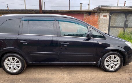 Opel Zafira B, 2011 год, 850 000 рублей, 3 фотография