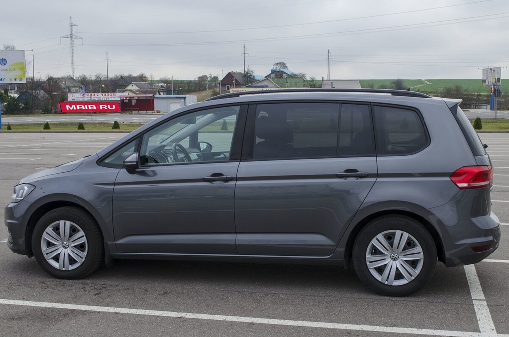 Volkswagen Touran III, 2019 год, 660 000 рублей, 10 фотография