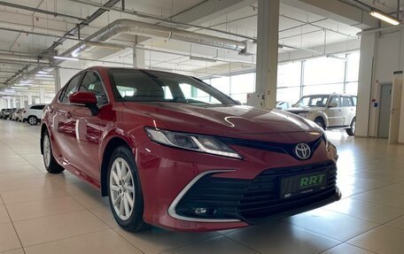 Toyota Camry, 2021 год, 3 250 000 рублей, 3 фотография