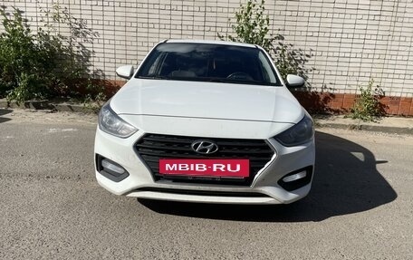 Hyundai Solaris II рестайлинг, 2019 год, 1 350 000 рублей, 3 фотография