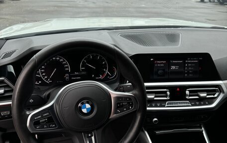 BMW 3 серия, 2019 год, 3 750 000 рублей, 11 фотография