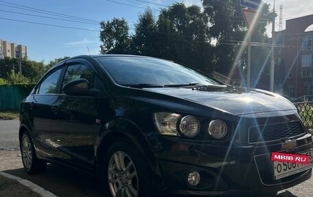 Chevrolet Aveo III, 2013 год, 1 000 000 рублей, 2 фотография