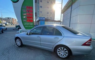 Mercedes-Benz C-Класс, 2003 год, 930 000 рублей, 1 фотография