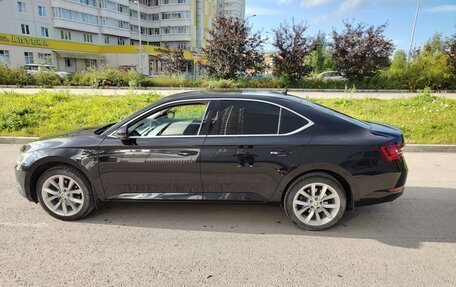 Skoda Superb III рестайлинг, 2016 год, 2 350 000 рублей, 10 фотография