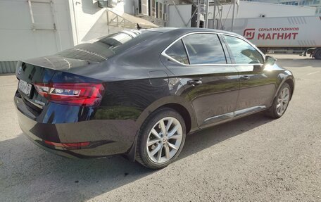 Skoda Superb III рестайлинг, 2016 год, 2 350 000 рублей, 6 фотография