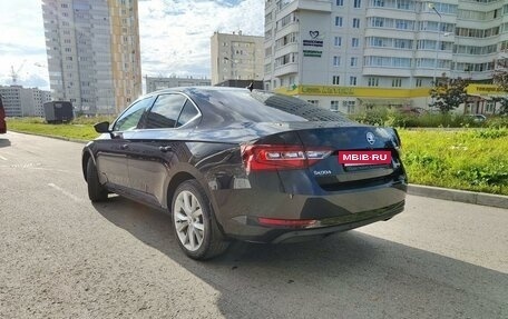 Skoda Superb III рестайлинг, 2016 год, 2 350 000 рублей, 13 фотография