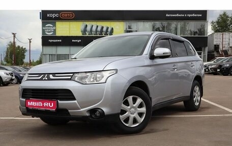 Mitsubishi Outlander III рестайлинг 3, 2013 год, 1 588 000 рублей, 1 фотография