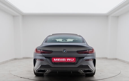 BMW 8 серия, 2021 год, 9 440 000 рублей, 6 фотография