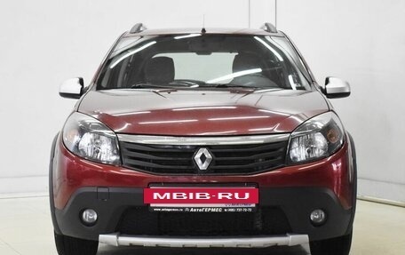 Renault Sandero I, 2013 год, 845 000 рублей, 2 фотография