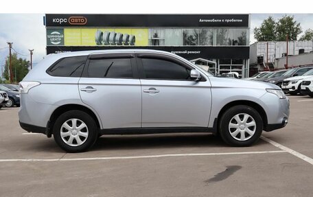 Mitsubishi Outlander III рестайлинг 3, 2013 год, 1 588 000 рублей, 4 фотография