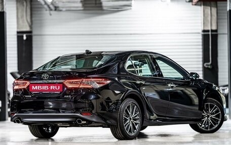 Toyota Camry, 2023 год, 4 977 070 рублей, 3 фотография