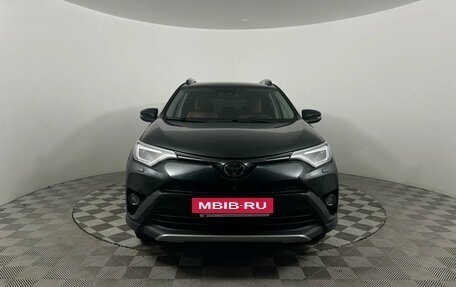 Toyota RAV4, 2019 год, 3 100 000 рублей, 2 фотография