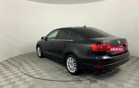 Volkswagen Jetta VI, 2011 год, 799 000 рублей, 7 фотография