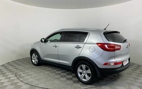 KIA Sportage III, 2010 год, 7 фотография