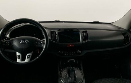 KIA Sportage III, 2010 год, 22 фотография