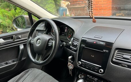 Volkswagen Touareg III, 2012 год, 2 100 000 рублей, 11 фотография