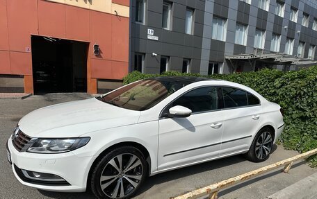 Volkswagen Passat CC I рестайлинг, 2014 год, 1 735 000 рублей, 1 фотография