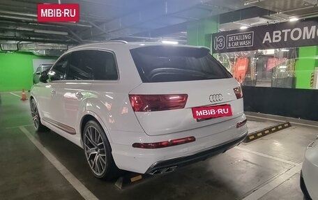 Audi SQ7, 2017 год, 6 000 000 рублей, 4 фотография