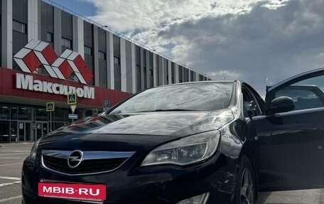 Opel Astra J, 2011 год, 3 фотография