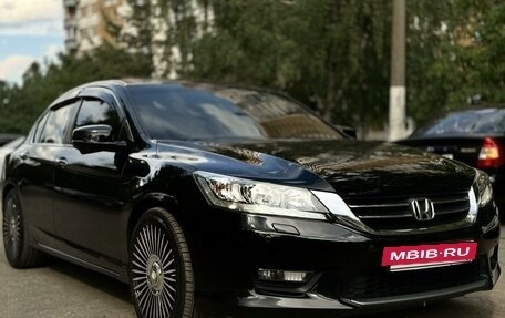 Honda Accord IX рестайлинг, 2013 год, 2 200 000 рублей, 3 фотография