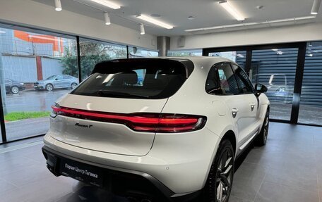 Porsche Macan I рестайлинг, 2024 год, 9 фотография