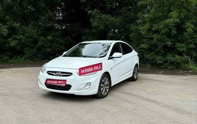 Hyundai Solaris II рестайлинг, 2013 год, 950 000 рублей, 1 фотография