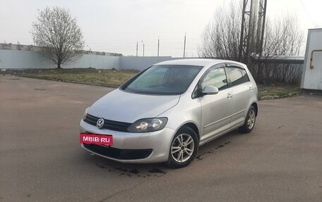 Volkswagen Golf Plus II, 2011 год, 680 000 рублей, 3 фотография