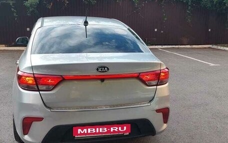 KIA Rio IV, 2018 год, 1 050 000 рублей, 6 фотография