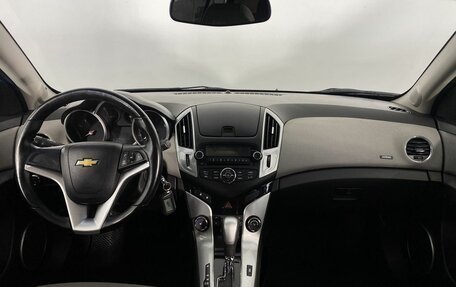 Chevrolet Cruze II, 2013 год, 950 000 рублей, 12 фотография