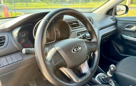 KIA Rio III рестайлинг, 2013 год, 13 фотография