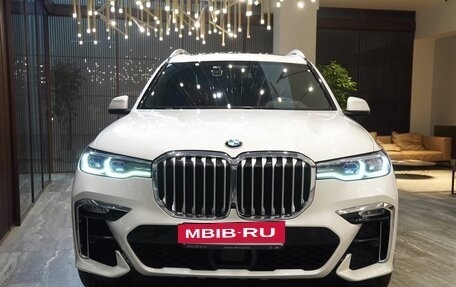 BMW X7, 2022 год, 11 630 000 рублей, 2 фотография