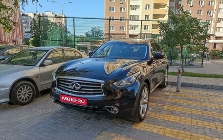 Infiniti QX70, 2015 год, 4 200 000 рублей, 1 фотография