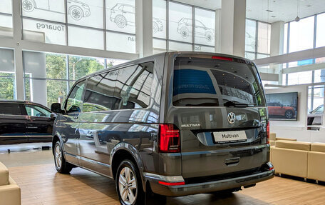 Volkswagen Multivan T6 рестайлинг, 2022 год, 13 050 500 рублей, 6 фотография