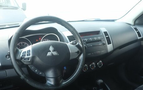 Mitsubishi Outlander III рестайлинг 3, 2011 год, 5 фотография