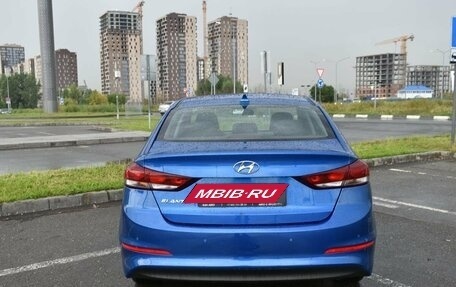 Hyundai Elantra VI рестайлинг, 2018 год, 1 675 900 рублей, 4 фотография