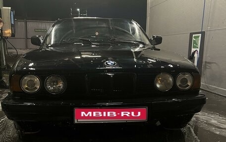 BMW 5 серия, 1993 год, 250 000 рублей, 2 фотография